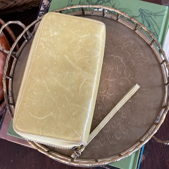 Hobo Wallet Billfold Kiss lock Citron - Picture 5 of 13